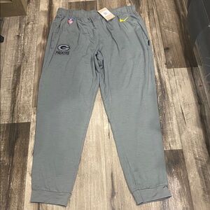Nike Green Bay Packers joggers. Size XXL